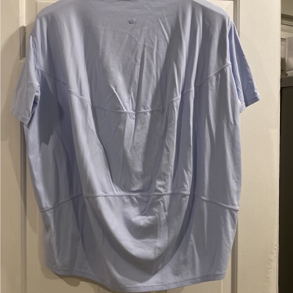 LuluLemon Back in Action Short Sleeve *Nulu Pastel Blue